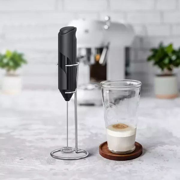 sg-11134301-825zn-mkhmzisib3eqbc.webp Rechargeable Mini Milk Frother
